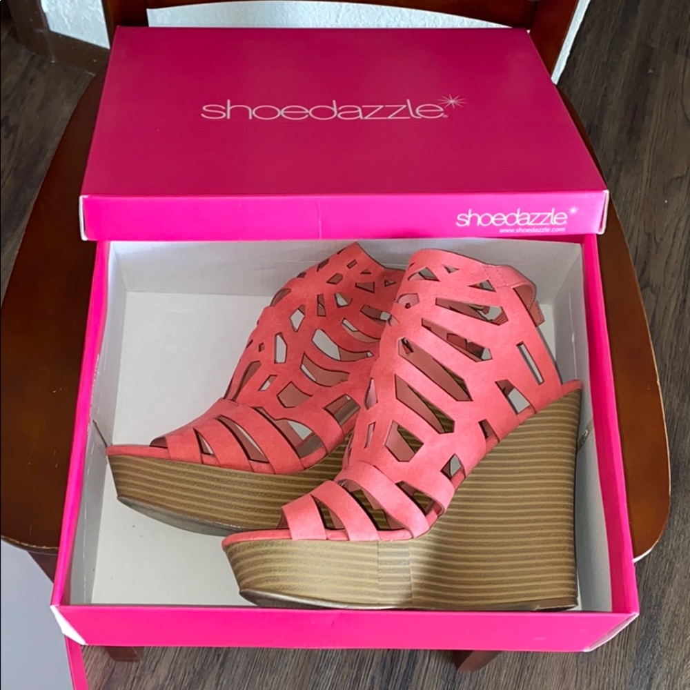 Pink coral wedges